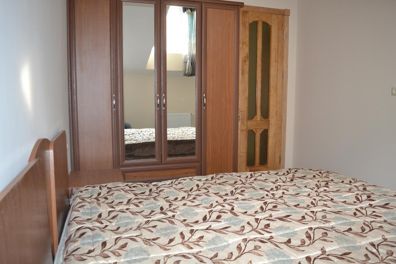 Old Batumi Apartment ภายนอก รูปภาพ
